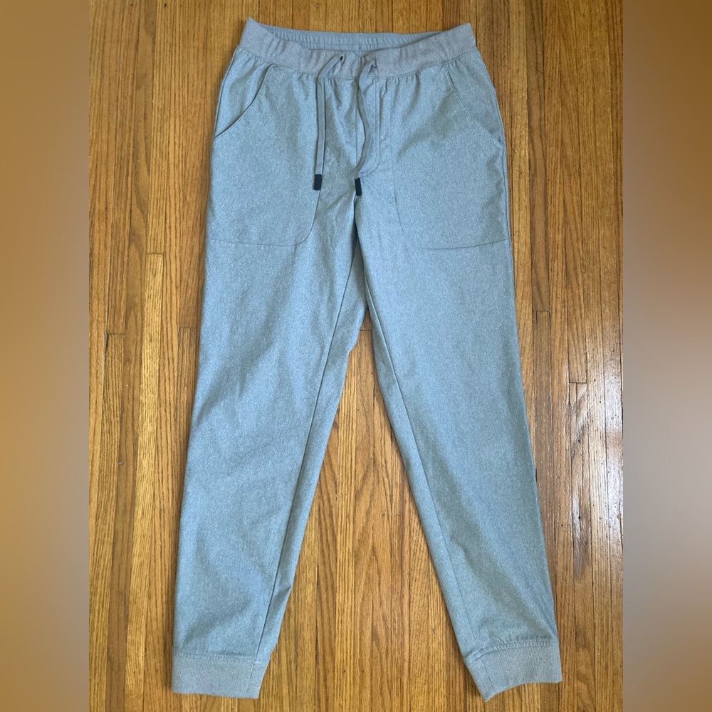 VRST Mens Casual Slim Fit Jogger Size Small Excellent Condition